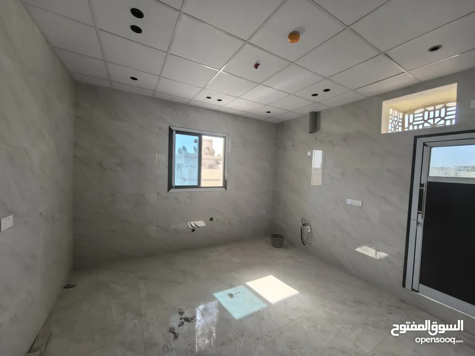 عرض خاص احجز شقتك مطلة على الشارع الرائيسي موقع ممتاز. #شقة سكنية راقية جدا للبيع