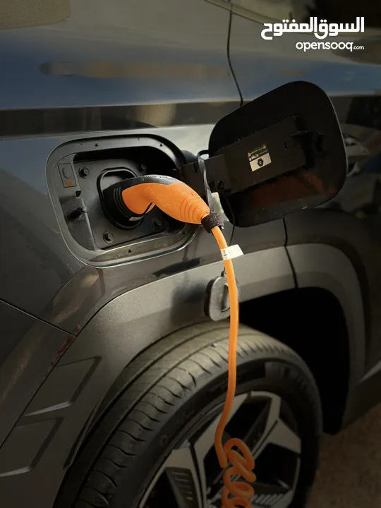 هونداي توسان 2022 هايبرد plug in 4*4 فل اضافات مع بانوراما 271 حصان