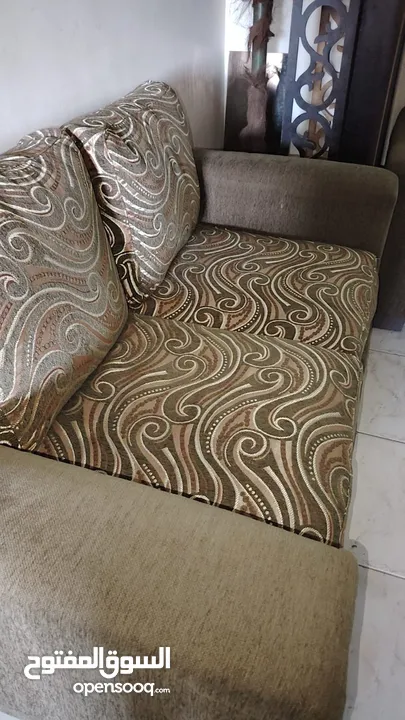 كنب مستعمل استعمال خفيف للبيع