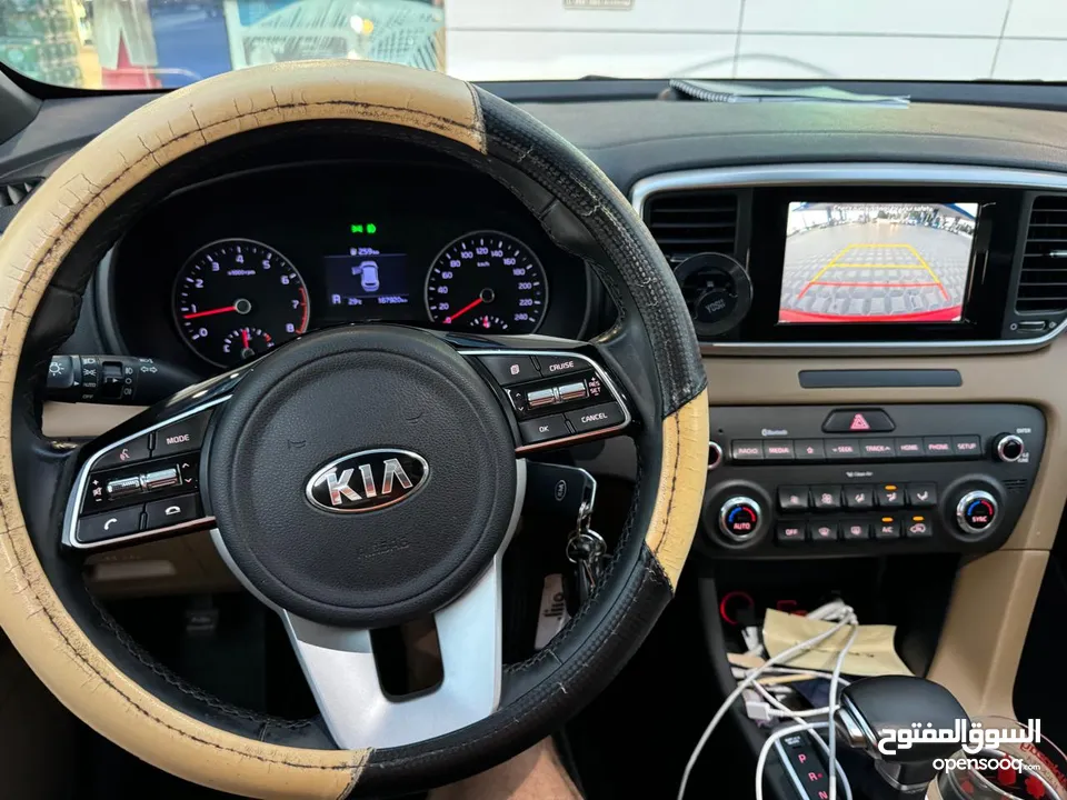 Kia Sportage 2020 GCC without any accidents, For urgent sell.