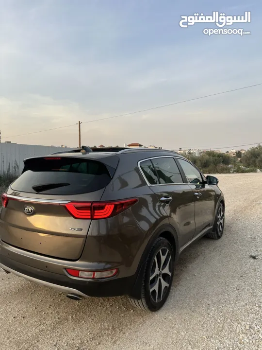 كيا سبورتاج فل الفل Gt مختم 2000ديزل 4*4 غرفة بني بنوراما سعرر حررررق