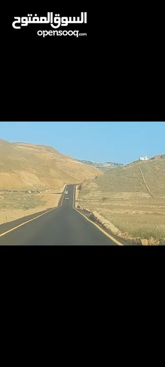 أرض للبيع 4دونم السلط من المالك مطلة عالضفة الغربية بداخل مشروع استثماري مستوية ومسنسلة لقطة