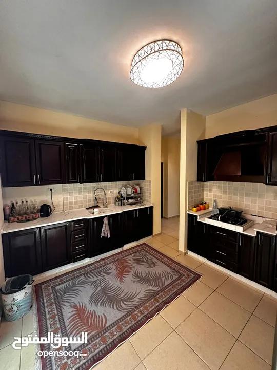 شقه للبيع على نفس دوار نيلسون مانديلا بسعر مغري