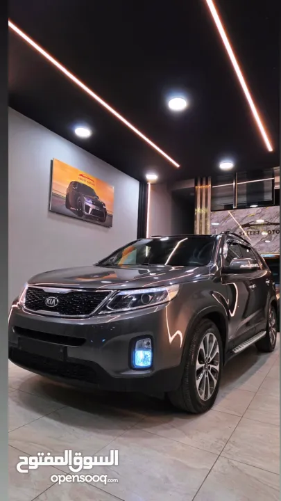 كيا سورينتو 2014بحاله الشركه بالكرتونة