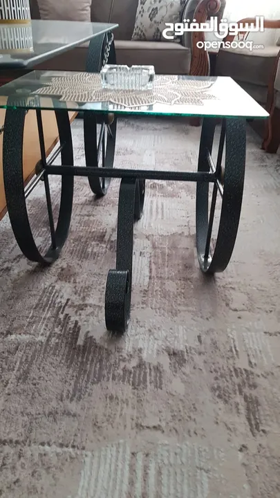 اثات منزل مستعمل طربيزات مع كورنر