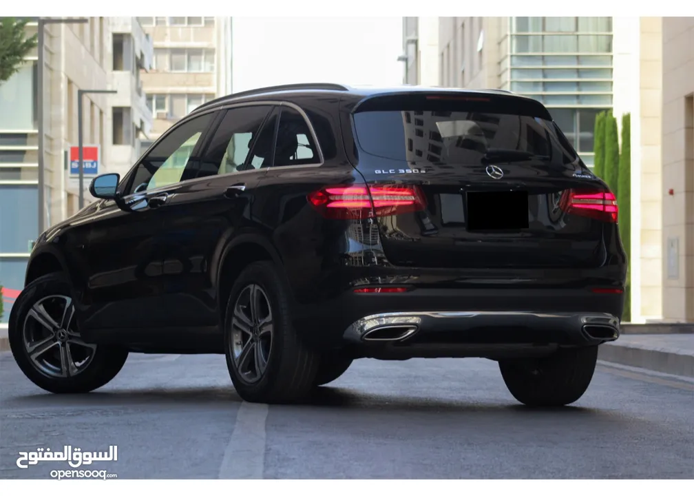 Mercedes Benz GLC350e    2019  Model   Hybrid PlugIn  السيارة فحص كامل  كلين تايتل