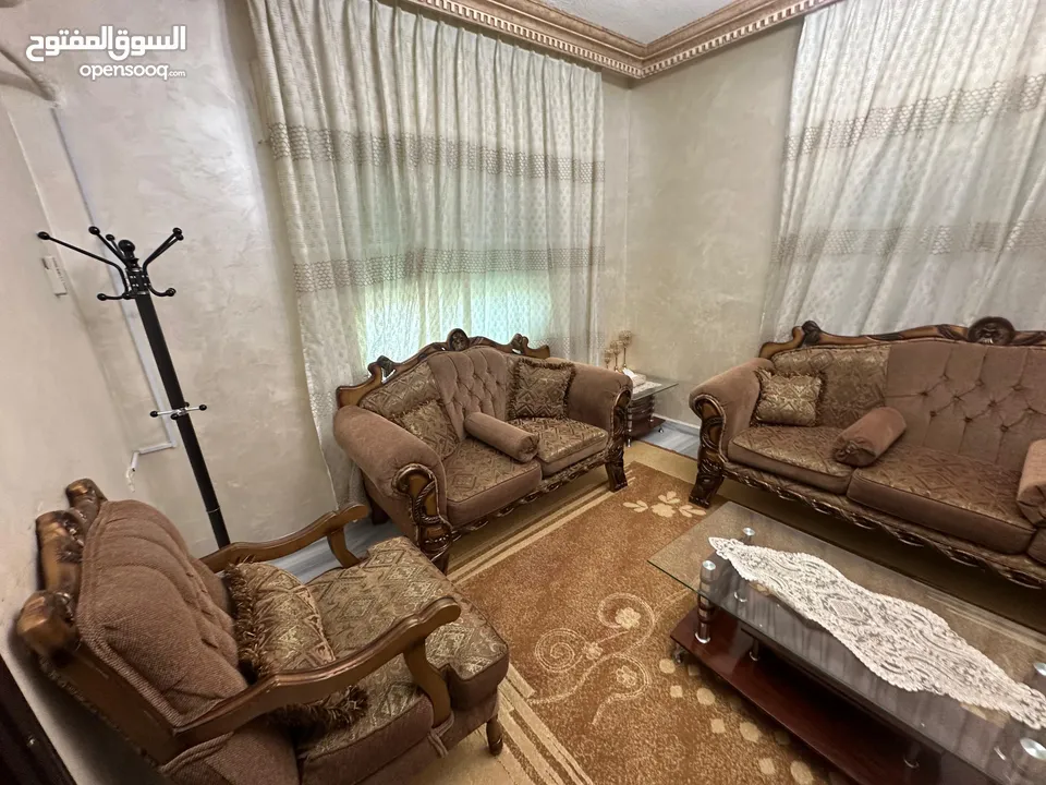 طقم كنب 9 مقاعد + طقم طربيزات سوكريت