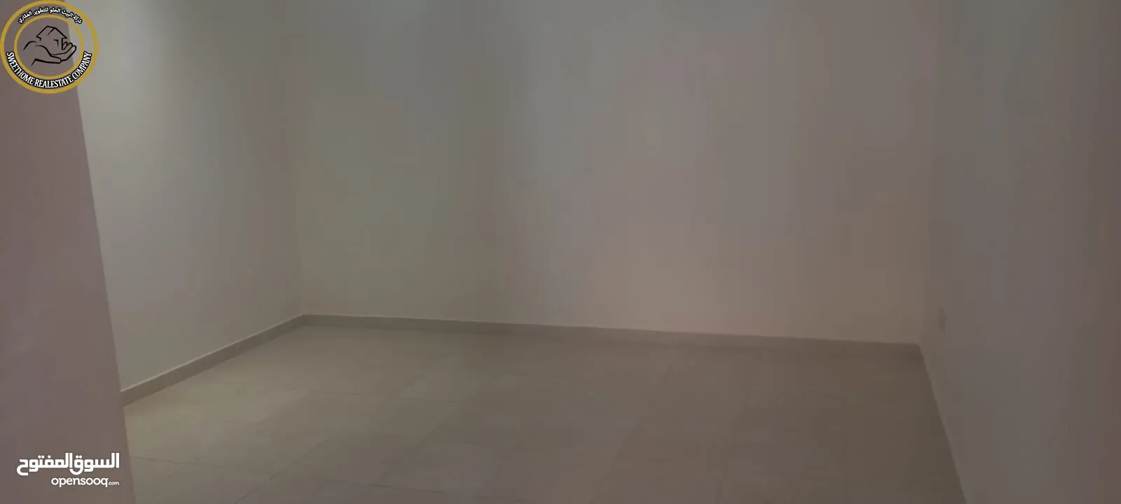شقة فاخرة للبيع في الدوار السابع قرب كوزمو 130م مع ترسات 125م تشطيب سوبر ديلوكس