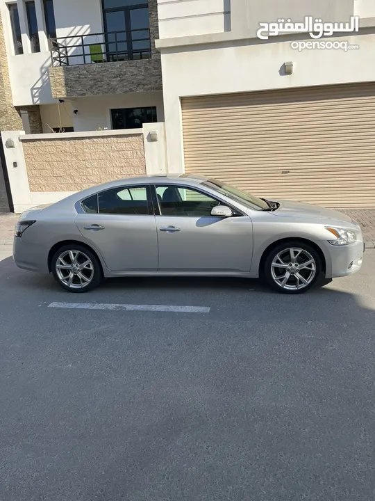 NISSAN MAXIMA 2014