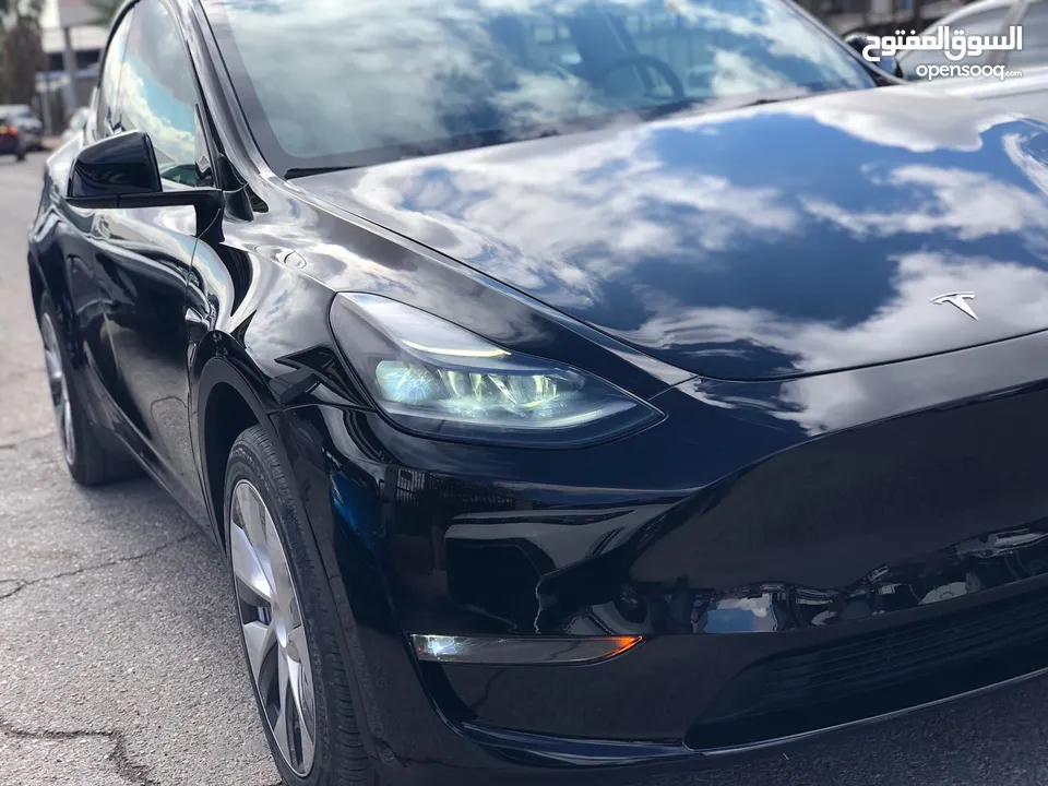 Tesla Model Y 2023 Long Range - AutoScore 85%