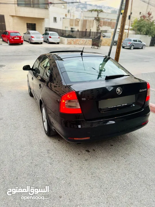 سكودا رمش 2010 استيراد شخصي فل اضافات مع فتحة اصلية واضوية زنون