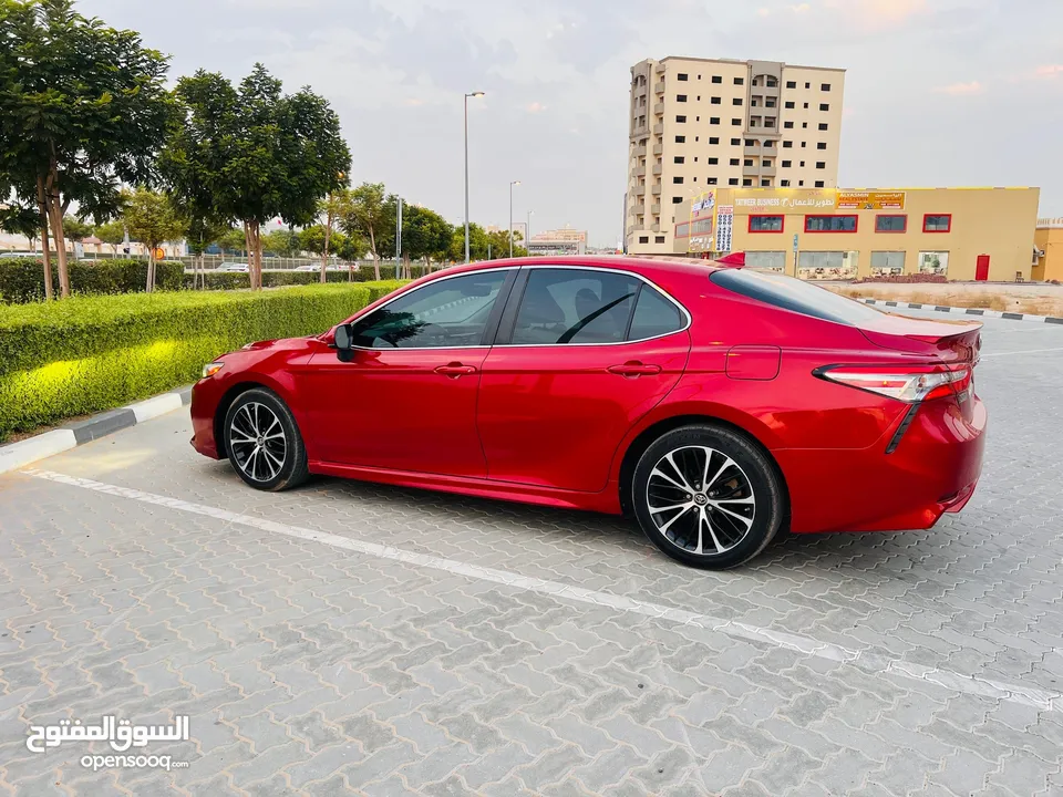 Toyota camry SE sports 2.5L with paddle shifter