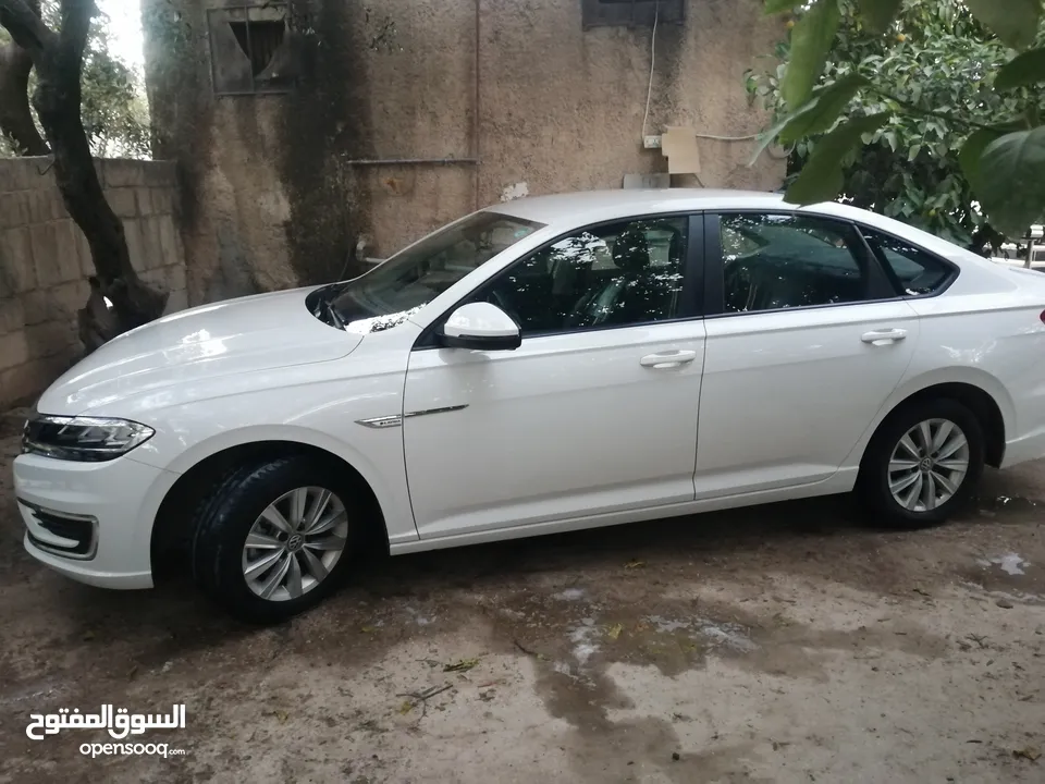 لافيدا 2019 فحص كامل طلعتها زيرو من الحرة  مالك اول ماشية  88 الف عداد حقيقي  بحالة الوكالة بطارية م