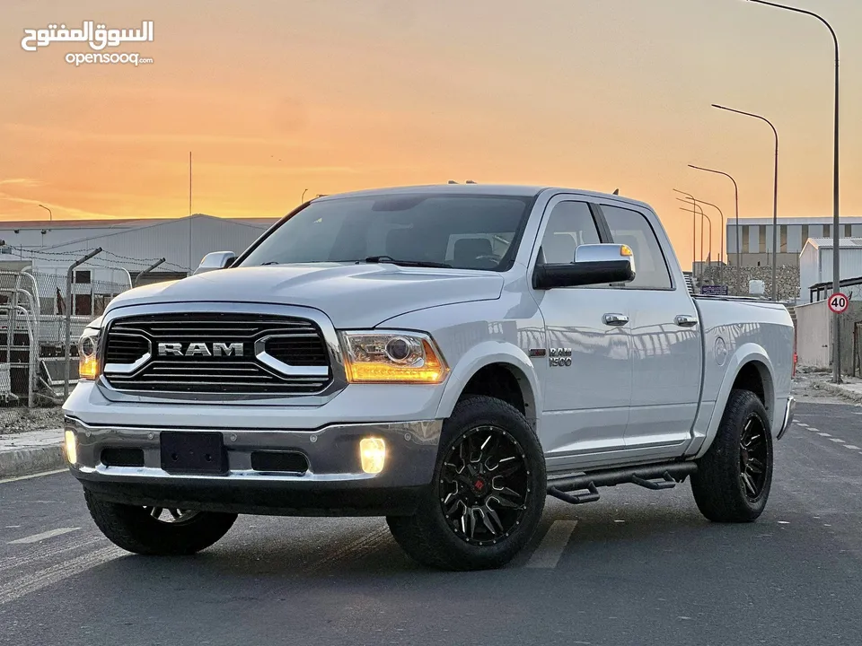 Ram 1500 ecodiesel Laramie 4x4 2017 فحص ، كلين ، تيربو ديزل ، مميز