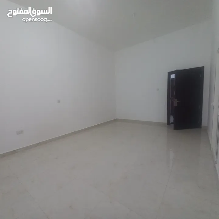 متاح استيديو في جنوب الشامخة،  مدينة الرياض