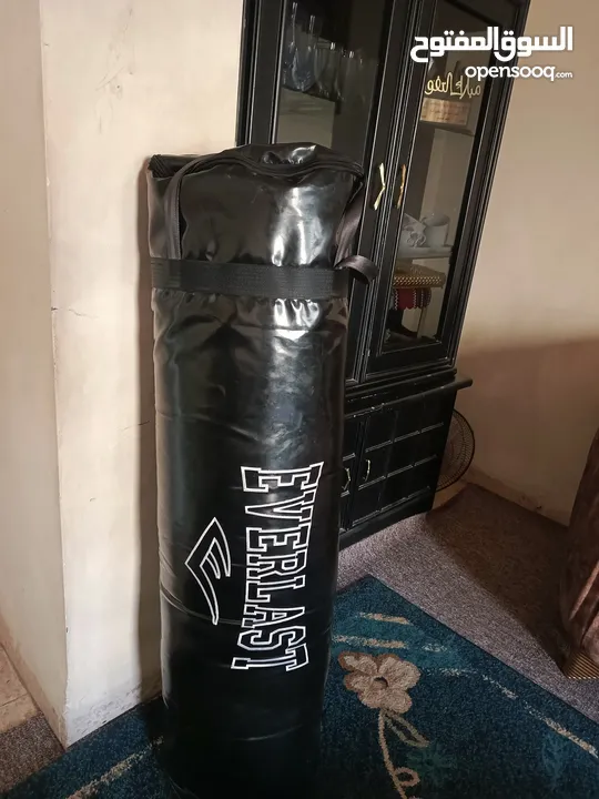 كيس ملاكمة Everlast للبيع