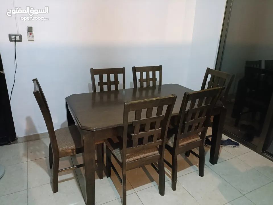 لايجار روف مفروش في الجاردنز
