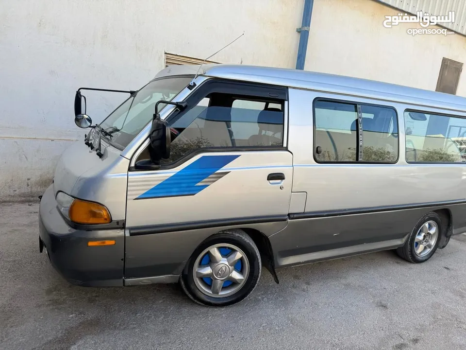 باص h100 للبيع