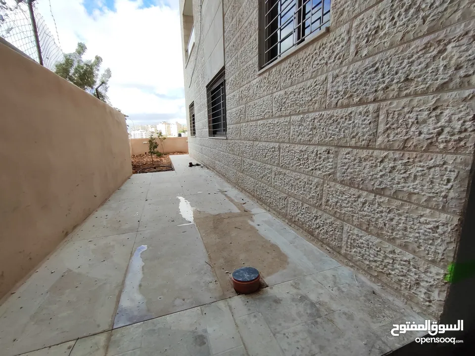 عااااججلل ششقة مع حححديقةةة غير مفروش للإيجار في عين مصباح
