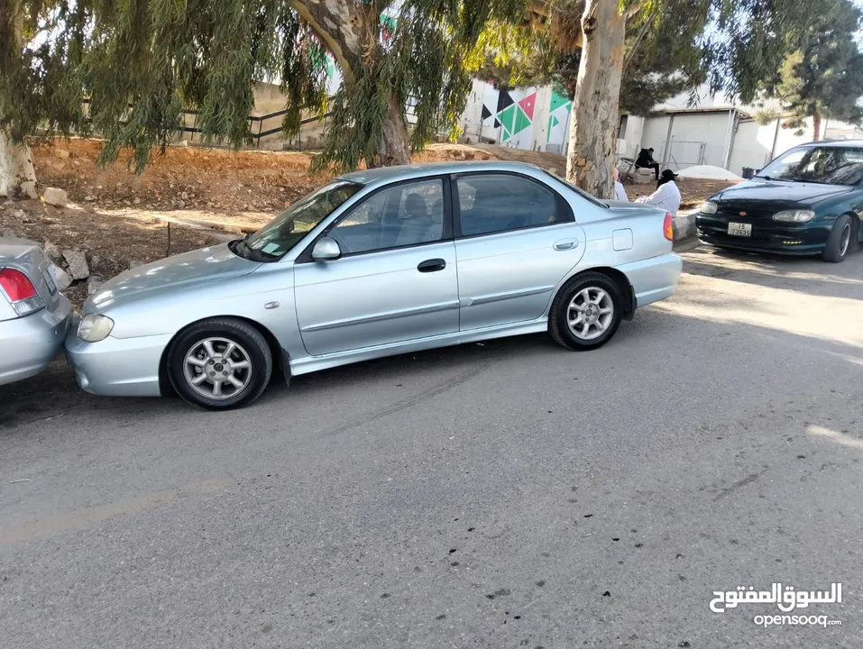 كيا سبيكترا موديل 2002