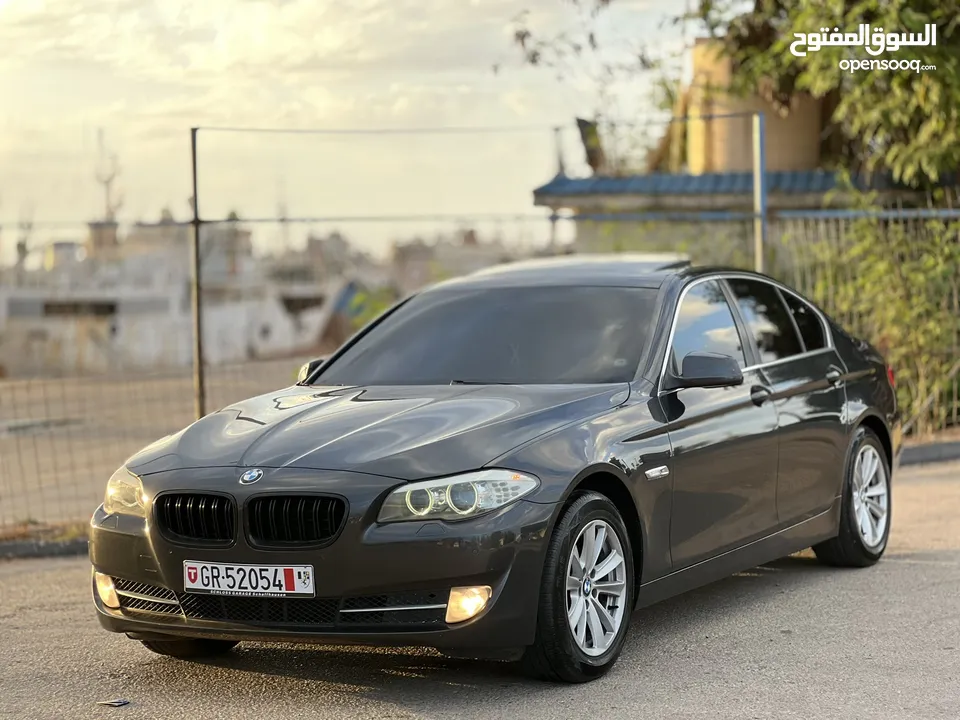 بي ام 528 f10