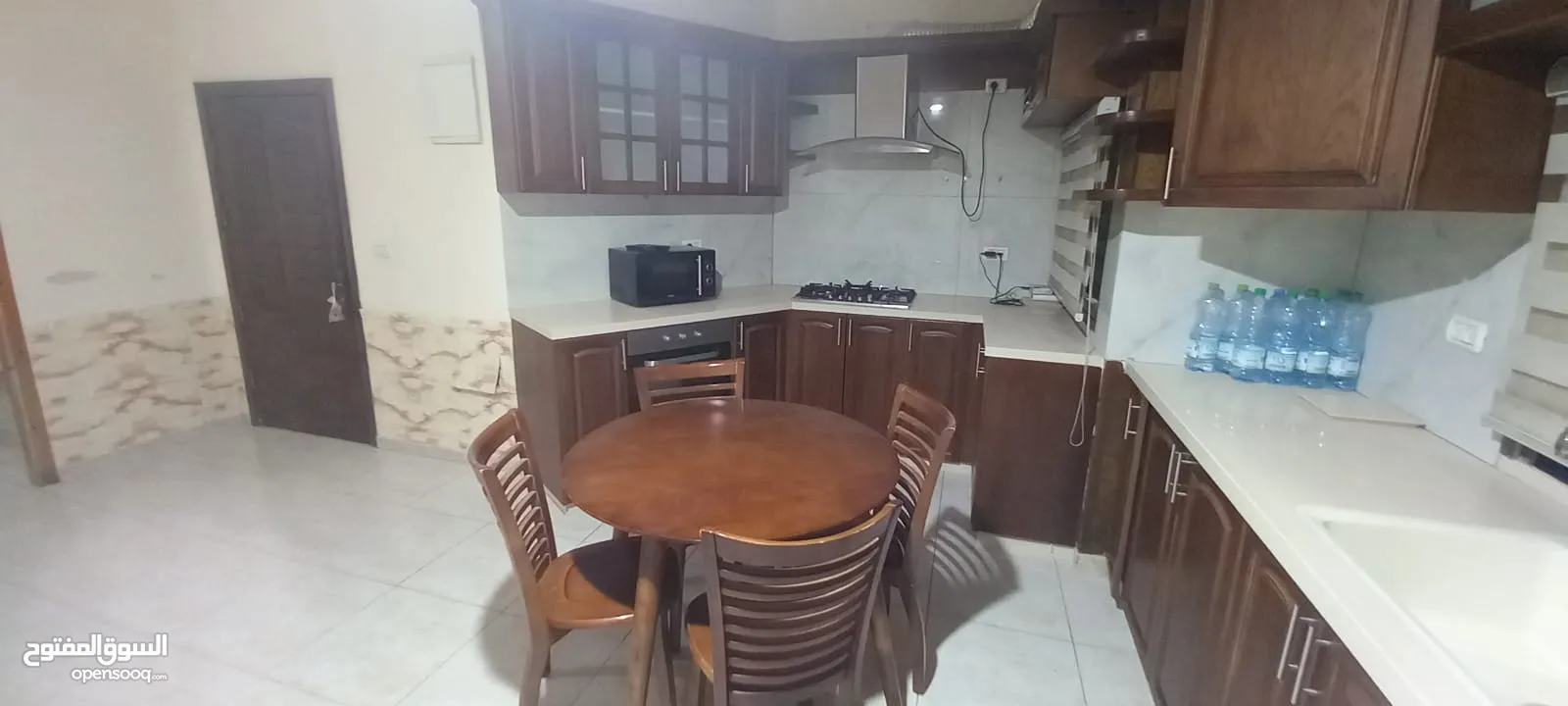 شقة مفروشة للإيجار