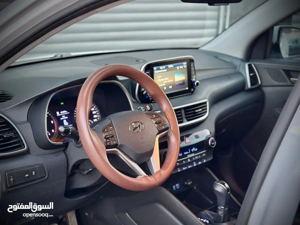 توسان 2019.ديزل .يد اولى. بحاله ممتازه .عداد 53000.مرخص ومأمن لشهر 12.فحص نضيف.2*4