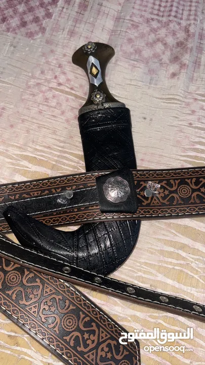خنجر قديم يمني