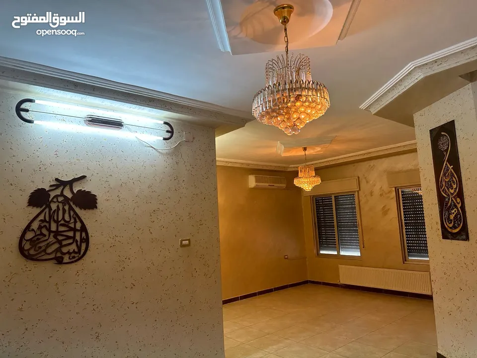 شقة مميزة بالجاردنز سوبر ديلوكس للبيع من المالك مباشرة