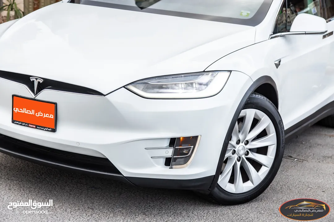 Tesla Model X 100D  2018  السيارة بحالة الوكالة