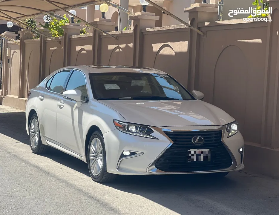 للبيع لكزس ES350  موديل 2017  قاطع 70.000km