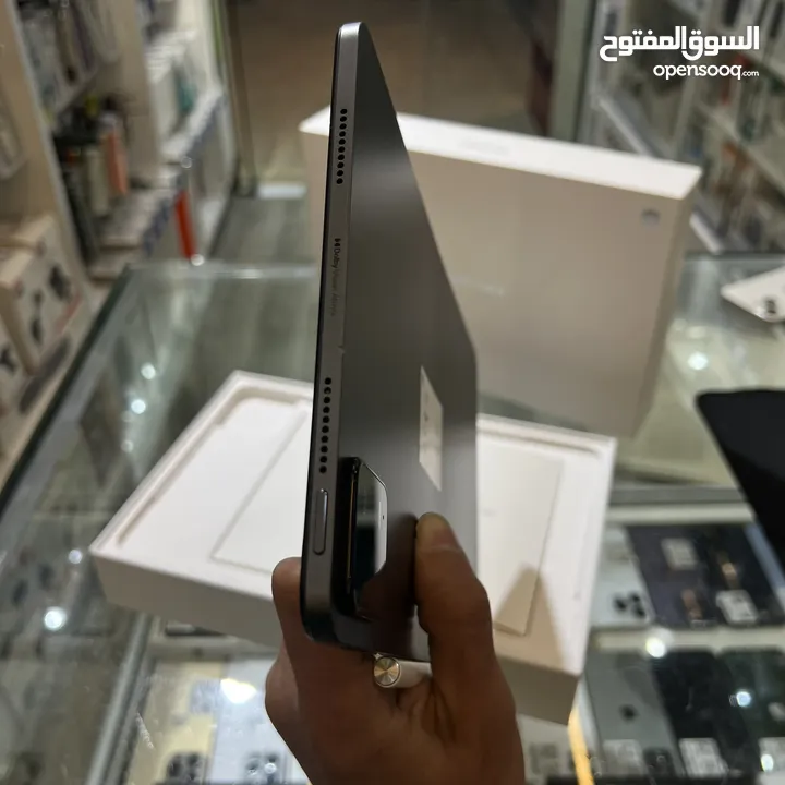 Tab Tab Xiaomi Pad 6 256GB - 8G ram مع كرتونة وقلم شومي الاصلي  غير مفتوح او مصلح في تقويس خفيف بشصي