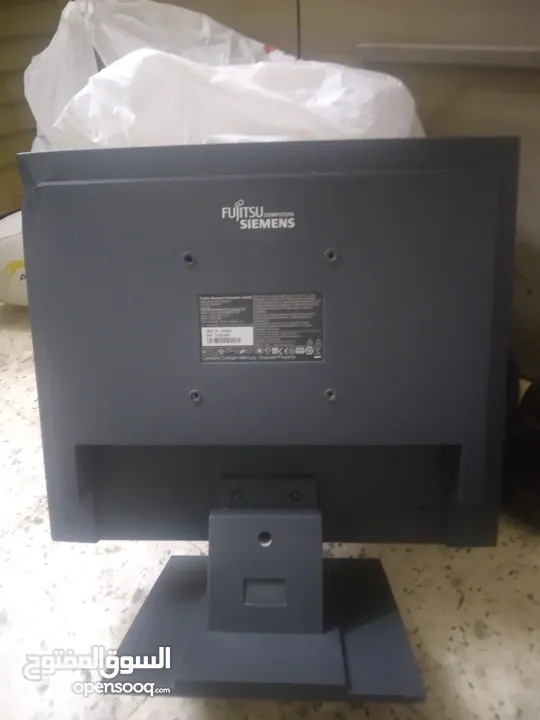 شاشة كمبيوتر 17بوصه نوع SIEMENS