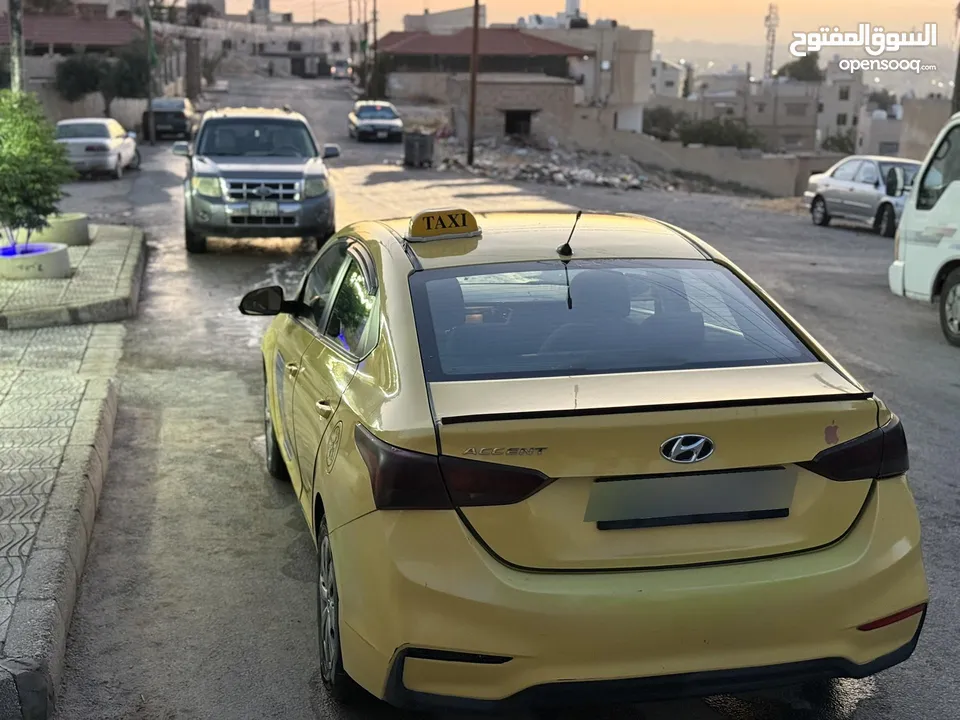 تاكسي عمومي