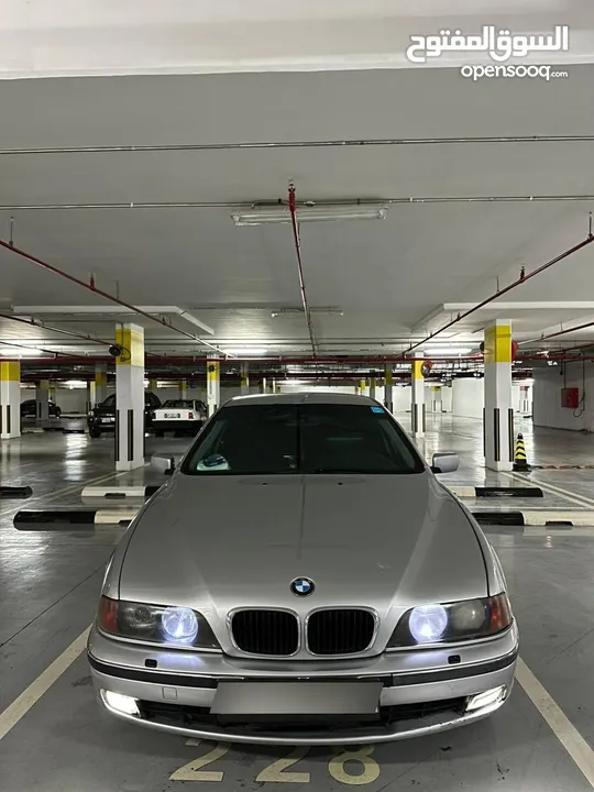 BMW I 1999 للبيع بالعقبة
