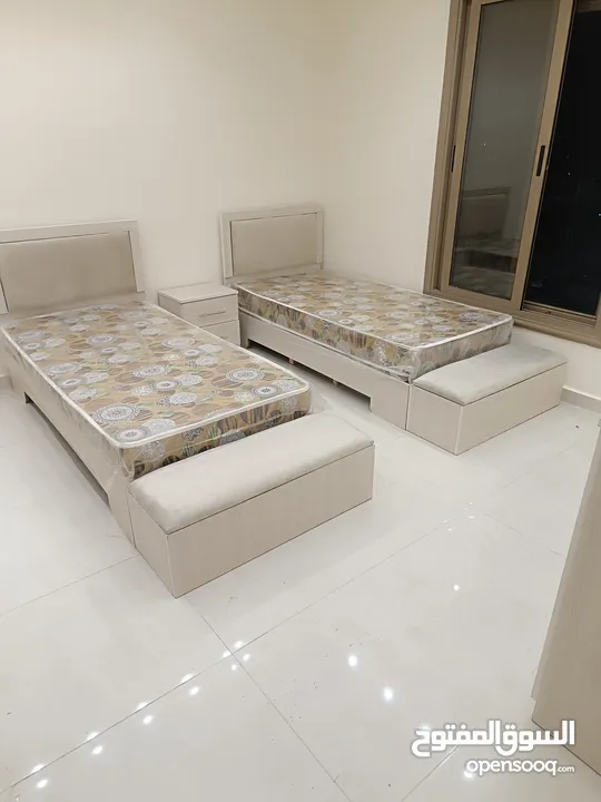غرف ماستر   غرف اطفال  غرف شباب  خزائن بجميع أحجامها وأشكالها  تفصيل حسب طلبك من خشب ولون بأقل سعر