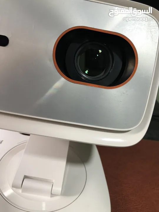 Projector lenova  بروجيكتور لينفو استعمال سبوعين فقط