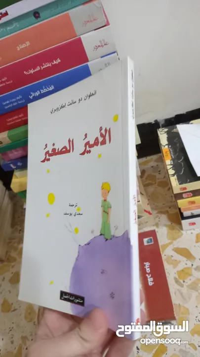 كتب، مستعملة بحالة جيدة، متنوعة