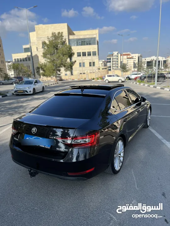 سكودا سوبيرب 190 حصان ، فل إضافات ، بحالة الوكالة و عداد قليل أصلي ، فيها تأمين و ترخيص