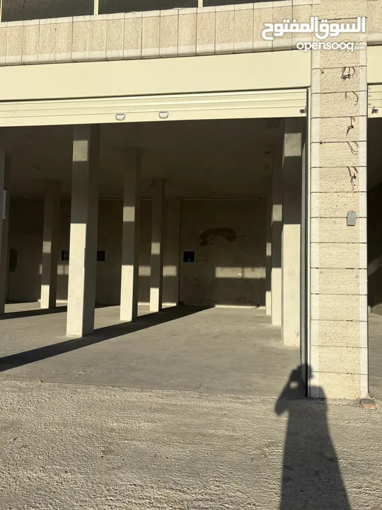 مخازن للإيجار في دورا