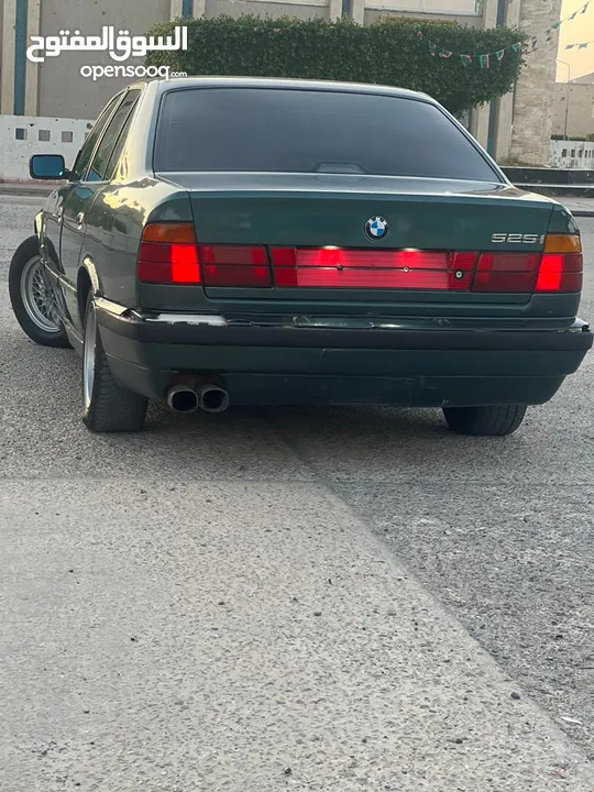 BMW 525i...