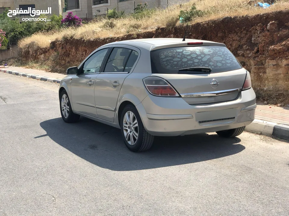 اوبل استرا اتومات اصل الماني ماتور 1800