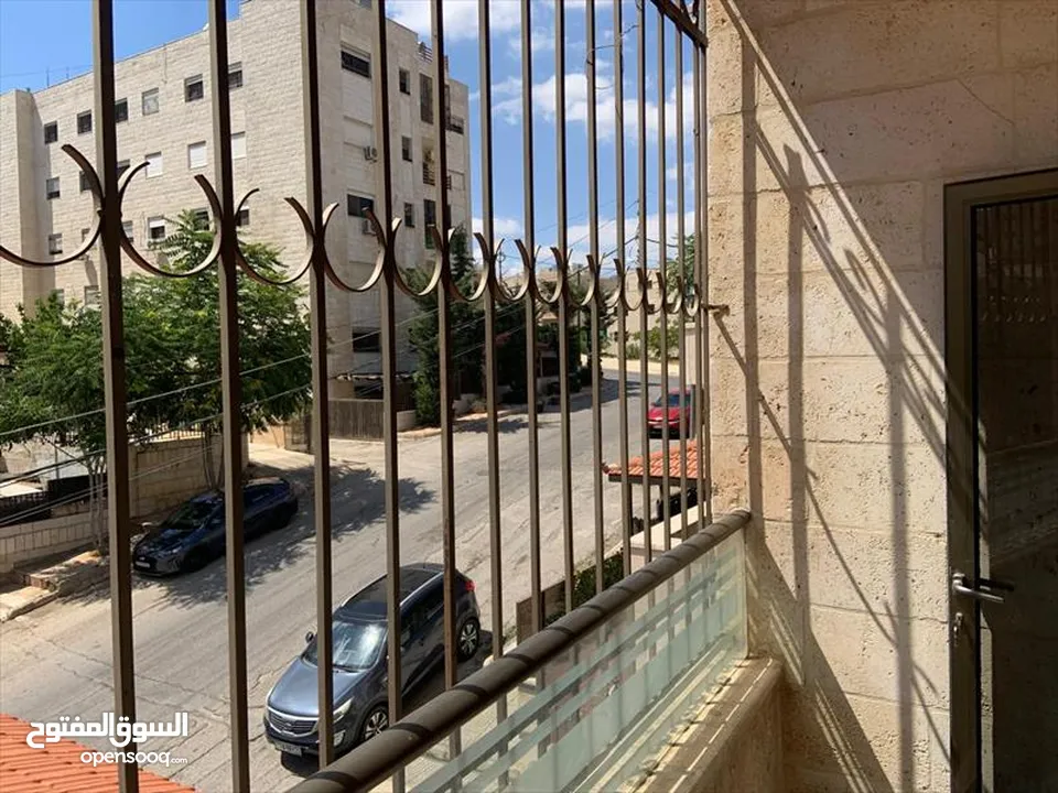 شقة للبيع في عمان - تلاع العلي- طابق أول