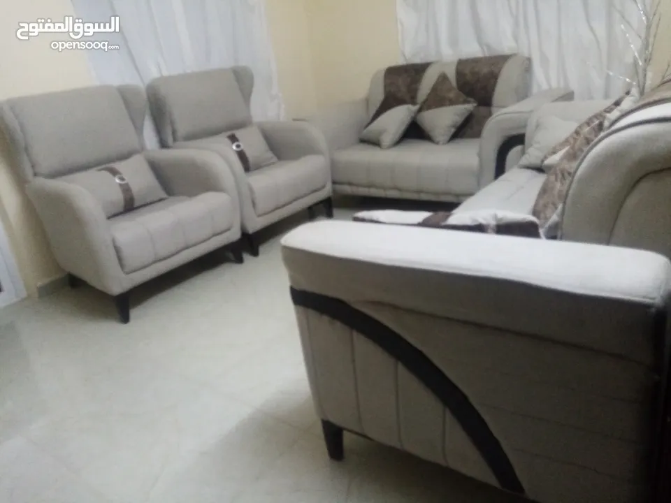 طقم كنب سبعه مقاعد