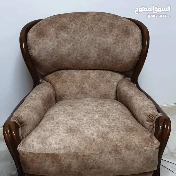 المتميز لتغليف وصيانة الصالونات والجلسات