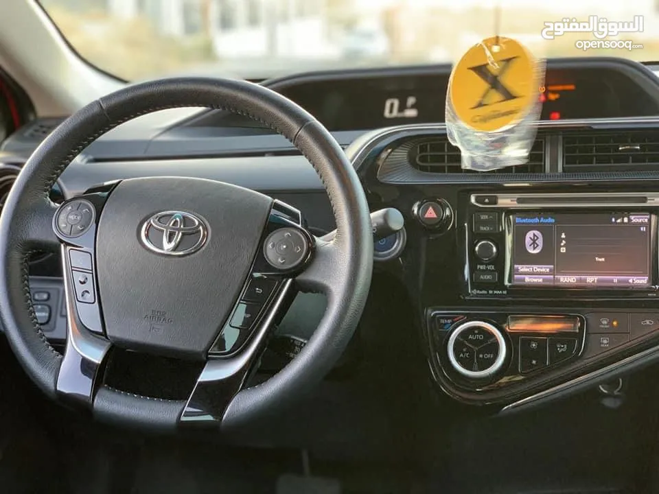 Toyota Prius c 2018