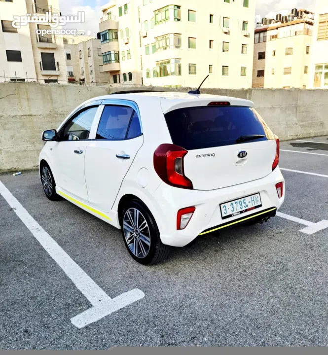 كيا بيكانتو 2018 GT line فتحة سقف
