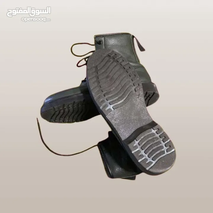 حذاء شتوي بحالة الجديد  ماركة 5th Avenue