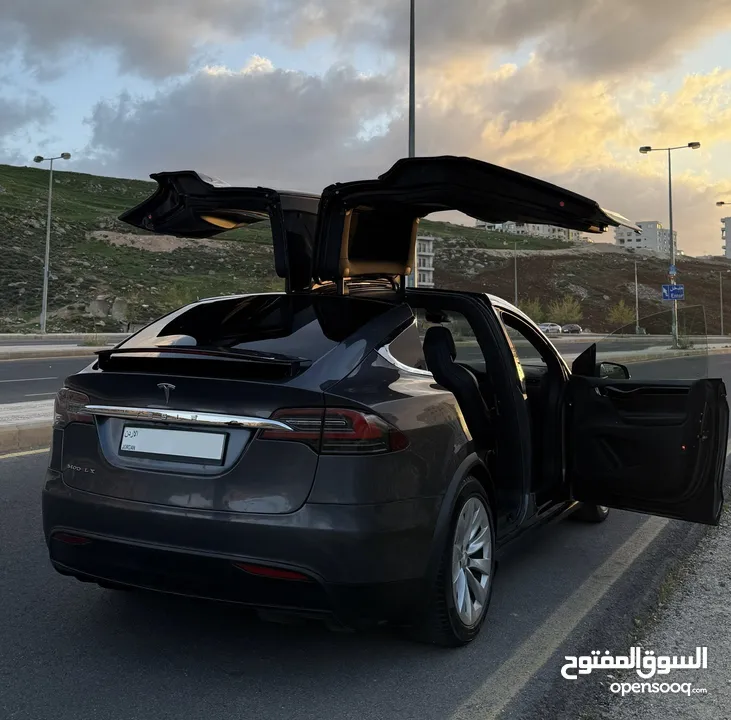 TESLA MODEL X 75D 2018  (تيسلا اكس كرت داخل الوكالة)
