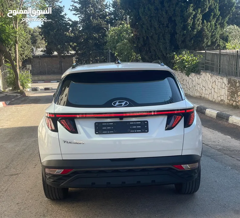 هونداي توسان ( هايبرد)  بنزين + كهرباء  فل الفل اضافات